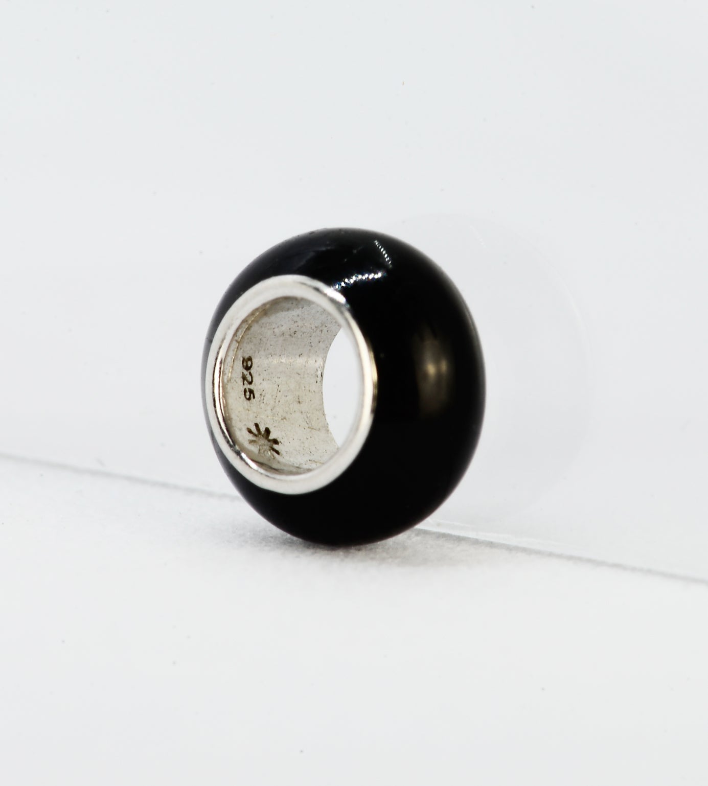 BLACK CAPSULE