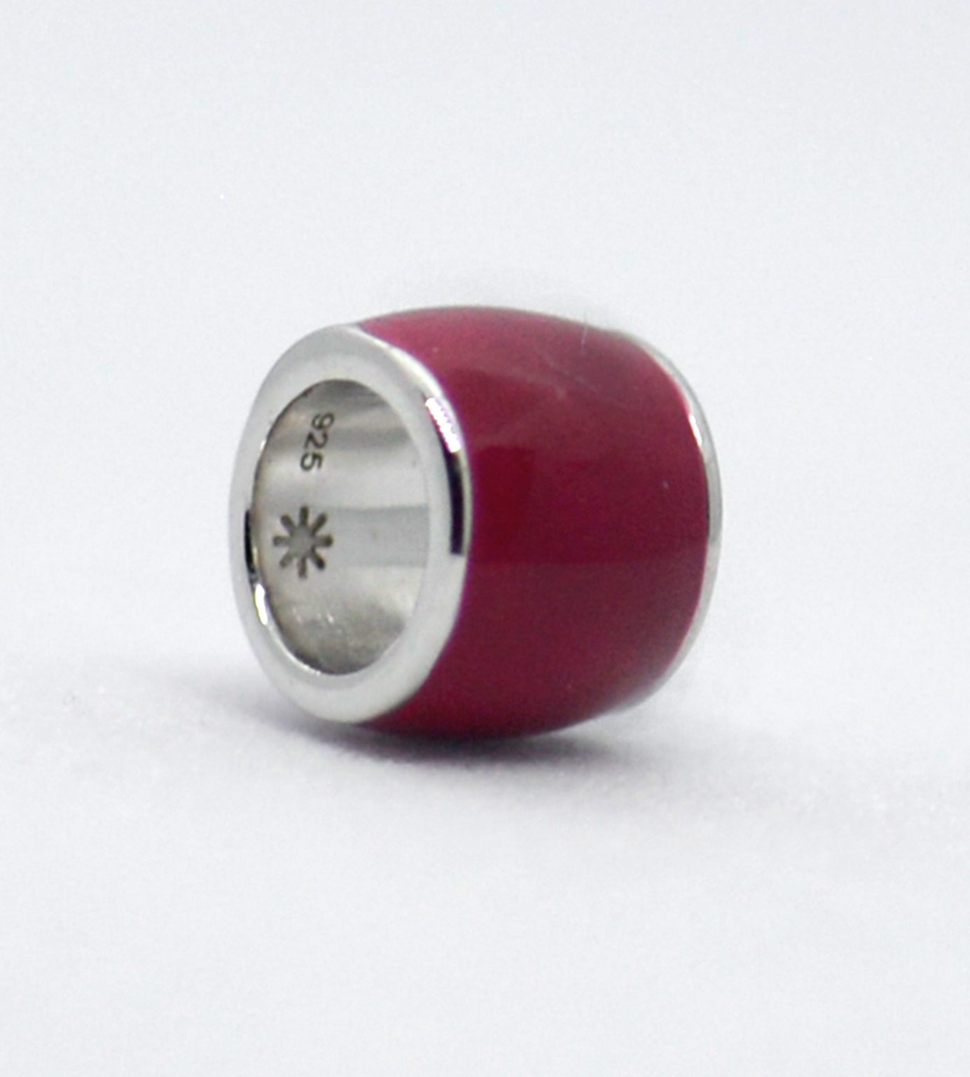 BURGUNDY CUBE