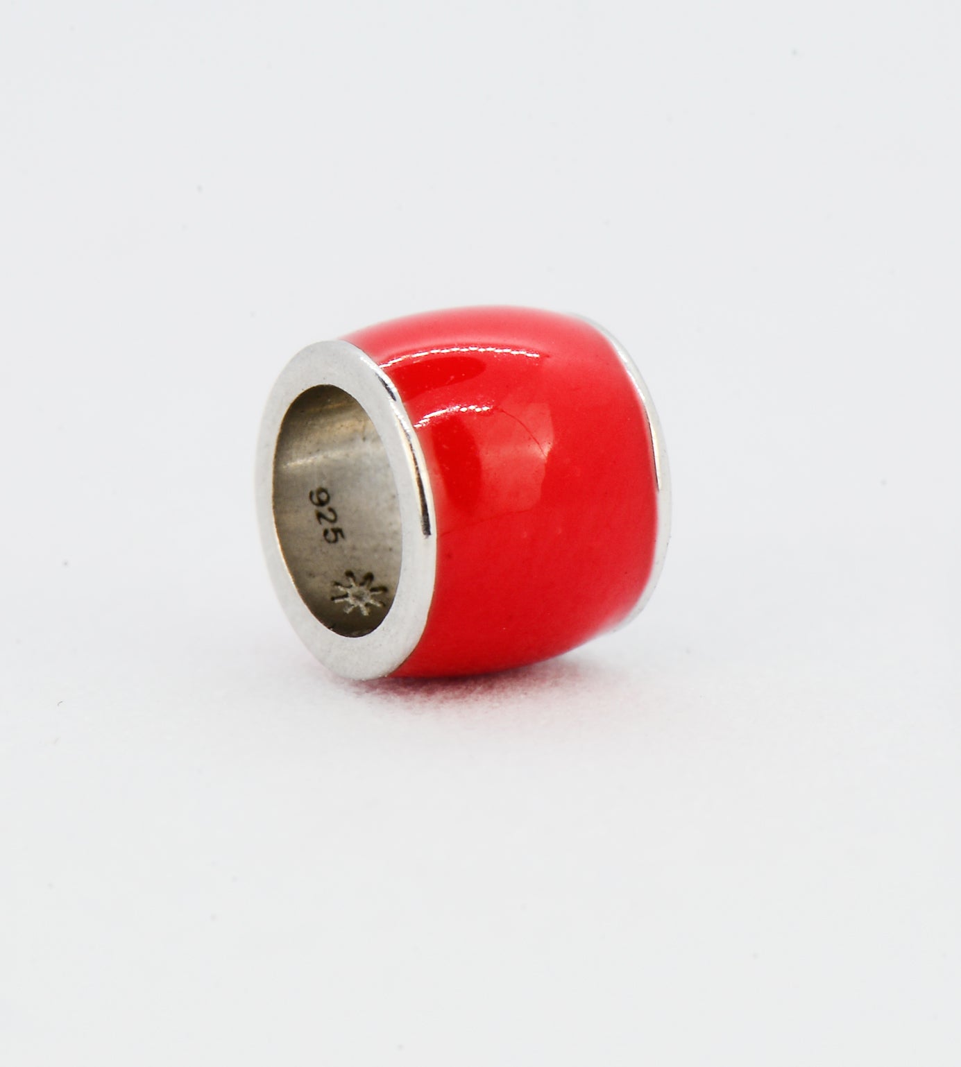 RED CUBE