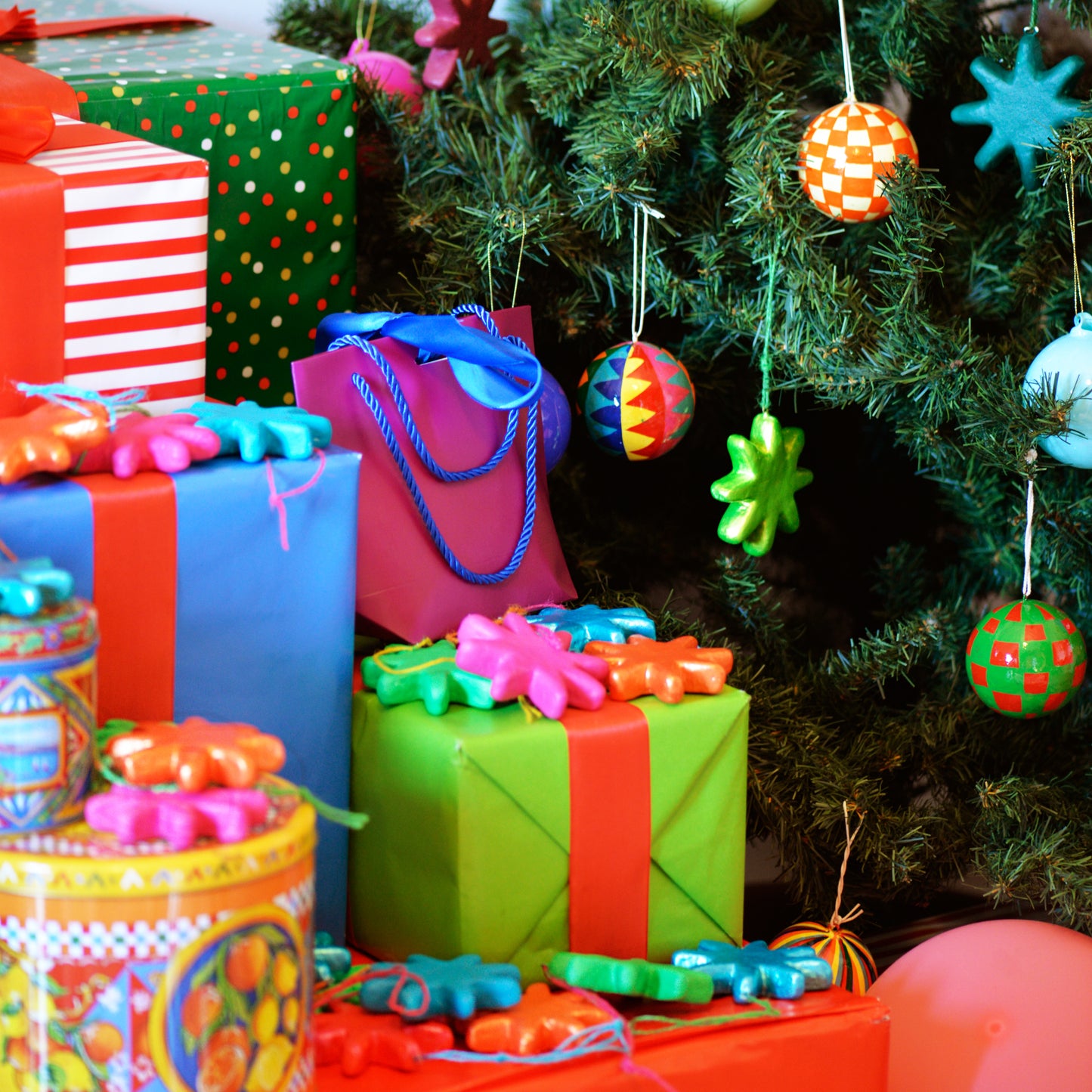 PLAYSTAR ORNAMENT