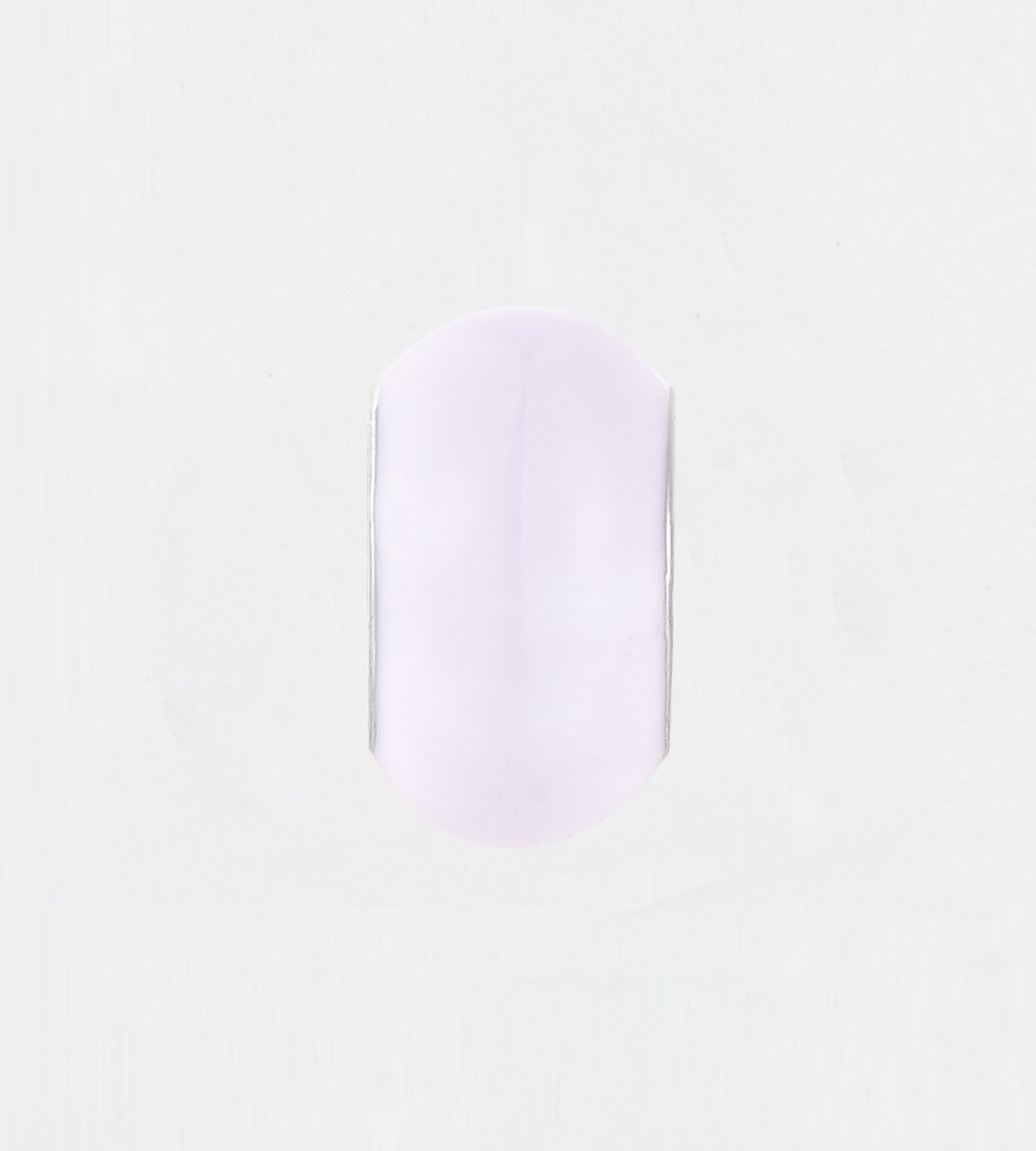 WHITE CAPSULE