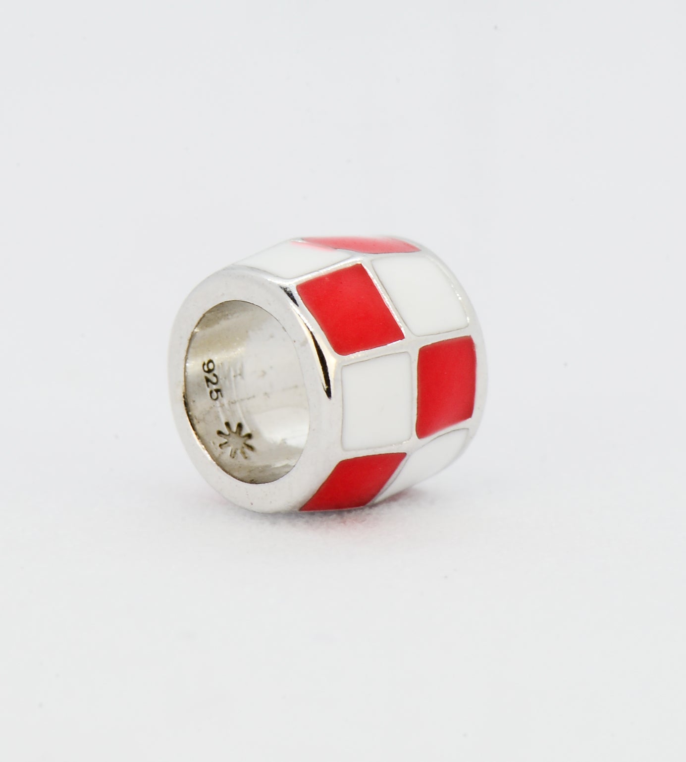 RED & WHITE CHECK CUBE